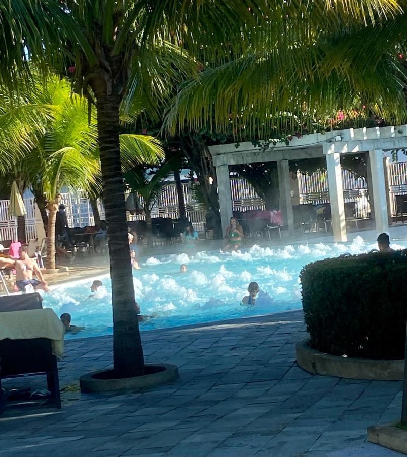 Lacqua Diroma - Cozinha Completa E Parque Aquatico 24h - 01 * Caldas Novas